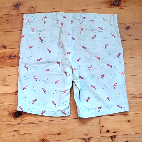 Bundle of (2) Men's Shorts - Picture 5 of 6